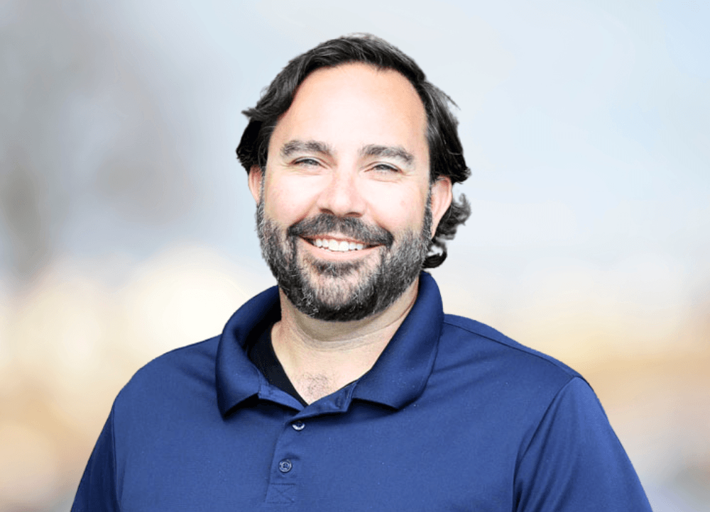 Aaron English headshot