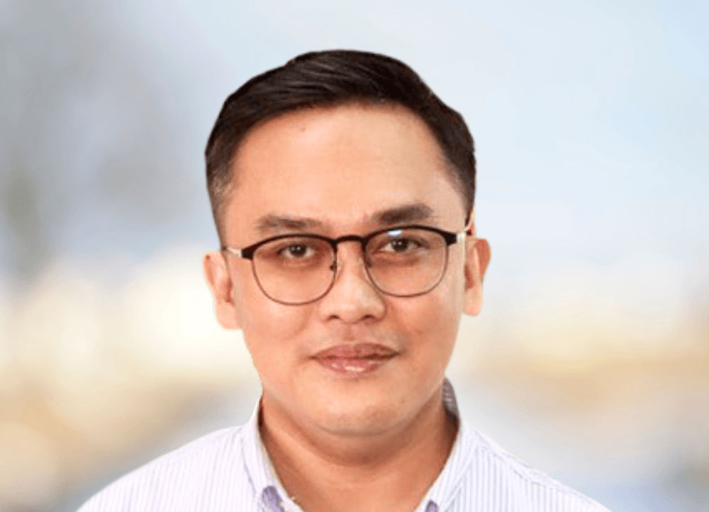 Gleen Israel headshot