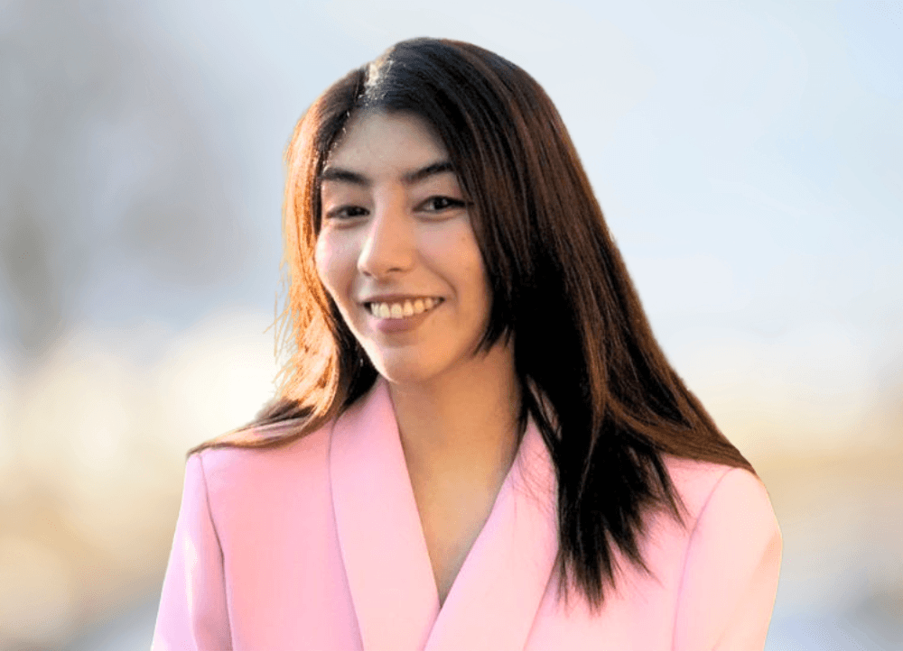 Hannah de leon headshot
