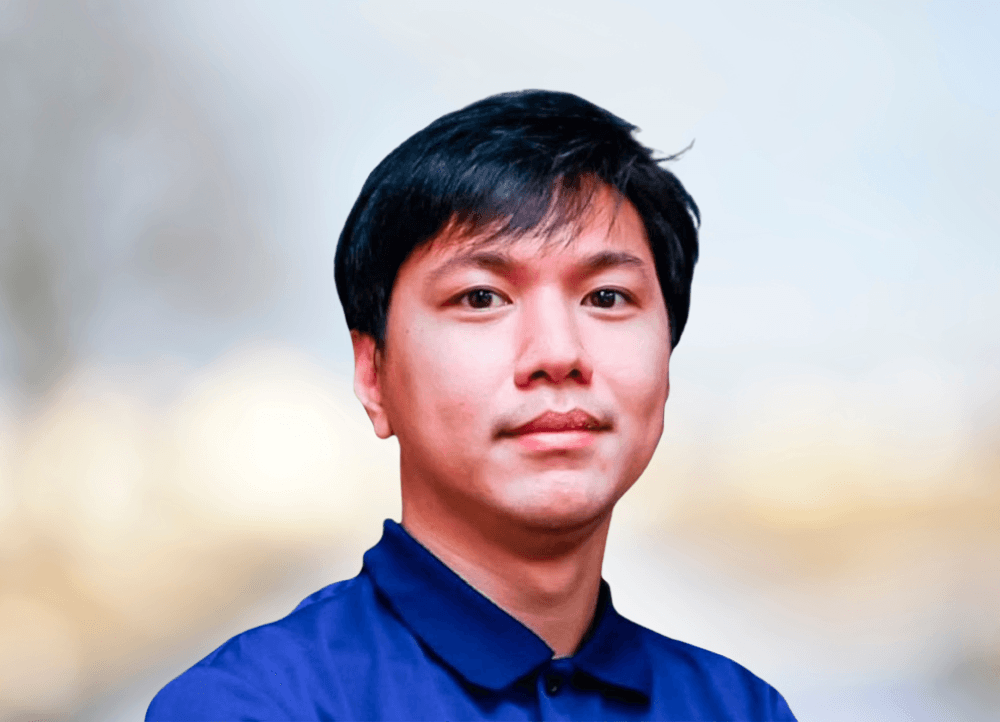 Karlos Parong headshot