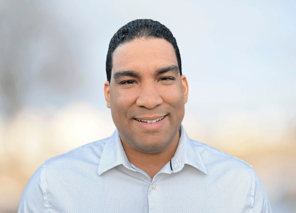 Michael Pujols headshot